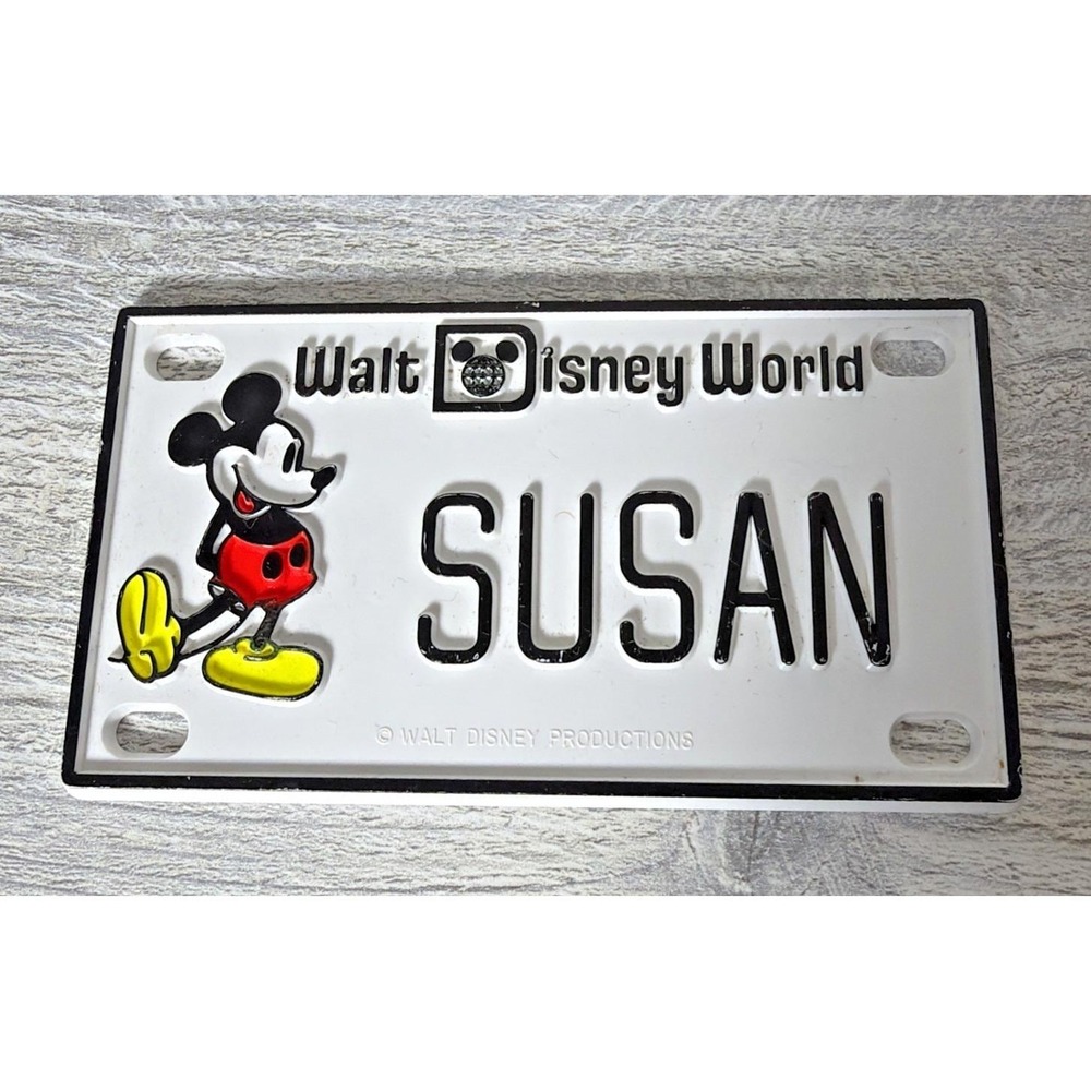 Vtg "SUSAN" Walt Disney World Souvenir Vanity Bike License Plate Mickey Mouse